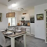 Linden-palais 19